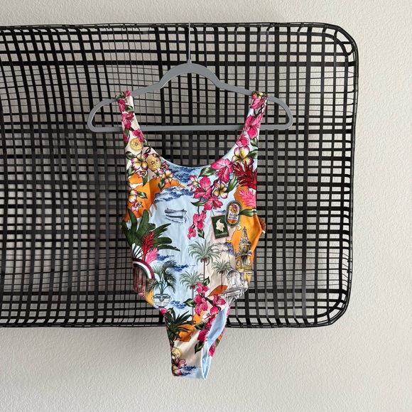 Agua Bendita Tribeca One Piece Swimsuit - Picture 1 of 12
